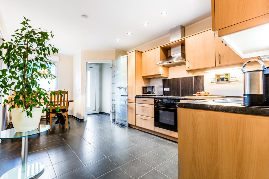 Design Apartment In Koeln Mit Terrasse 외부 사진