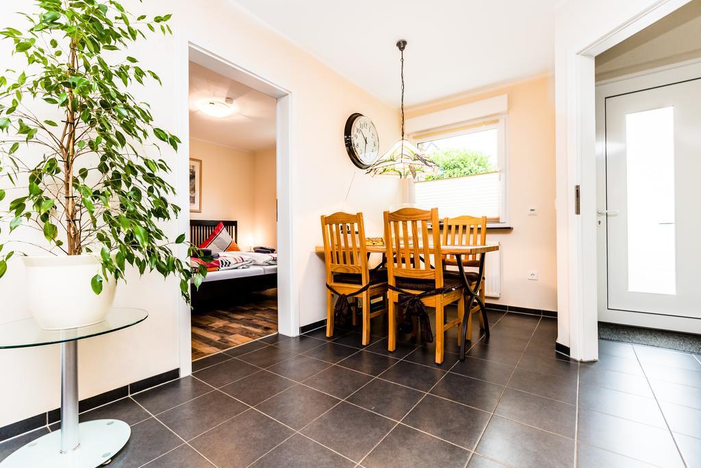 Design Apartment In Koeln Mit Terrasse 객실 사진